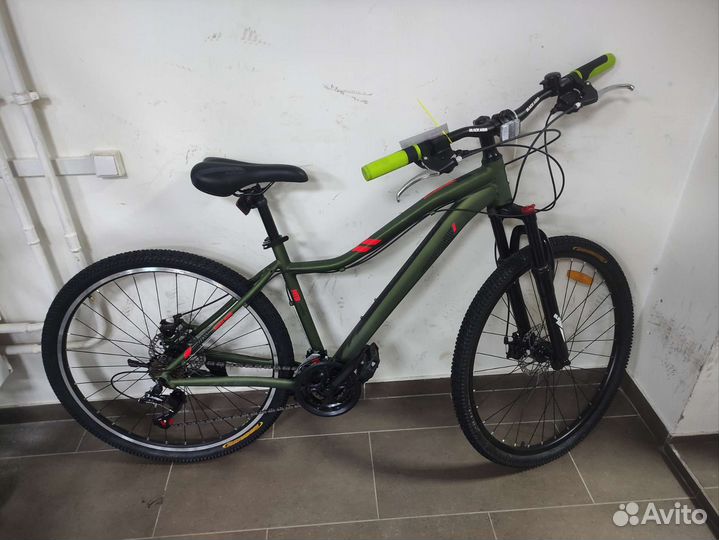 Велосипед горный 27,5 размер рамы 18