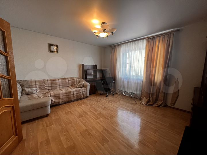 2-к. квартира, 63 м², 5/9 эт.