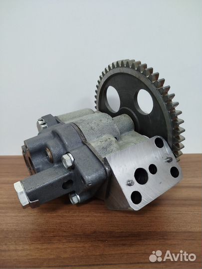 Насос масляный камаз с шестерней в сборе