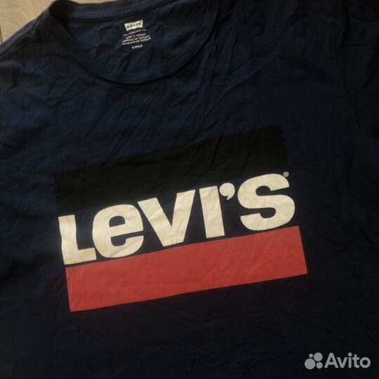 Мужская футболка levis