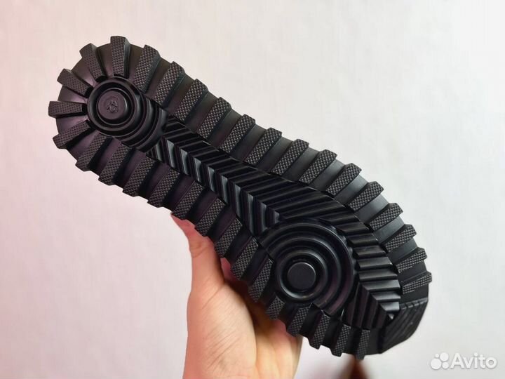 Кроссовки Calvin Klein спортивные