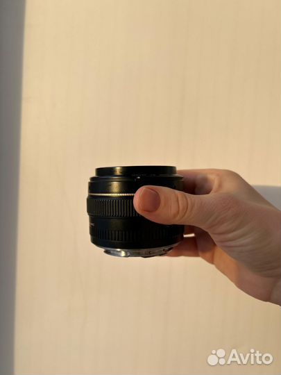 Объектив Canon Lens EF 50mm 1,4