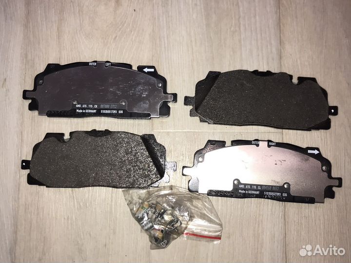 Тормозные колодки передние Touareg/Q7 4M0698151AP