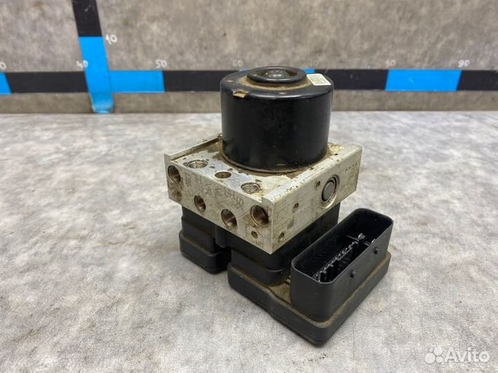 Блок ABS (насос) Opel Astra H 1.6 Z16XER