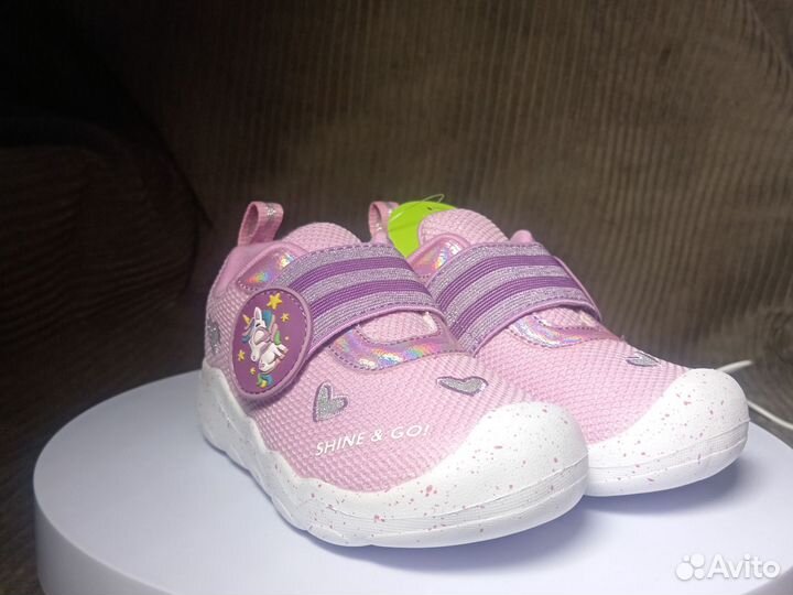 Кроссовки Indigo Kids 22 и 26р