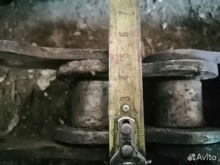 Цепь однорядная трехрядная