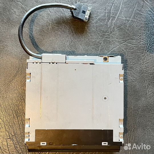 Автомобильный DVD-чейнджер Pioneer XDV-P6