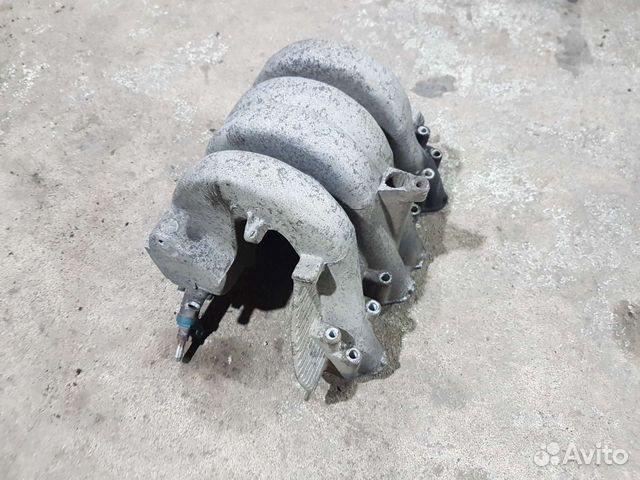 Впускной коллектор Volkswagen Passat B3 2Е