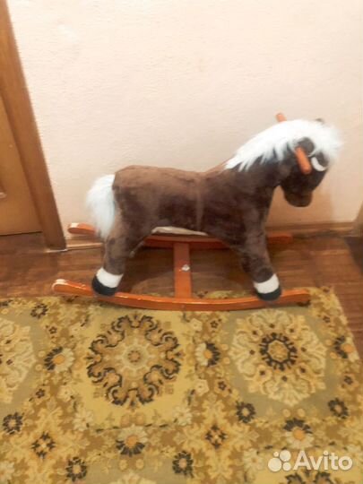 Качалка лошадь