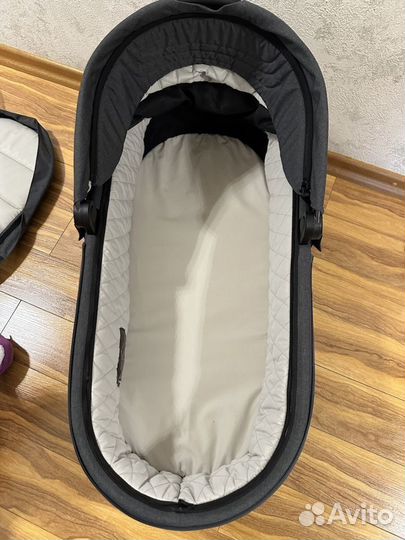 Продам коляску Carrello epica 2 в 1