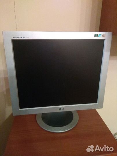 Монитор LG Flatron L1730B 17 дюймов