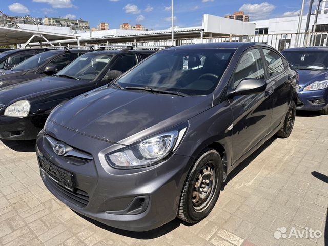 Hyundai Solaris 1.4 MT, 2011, 223 000 км с пробегом, цена 641000 руб.