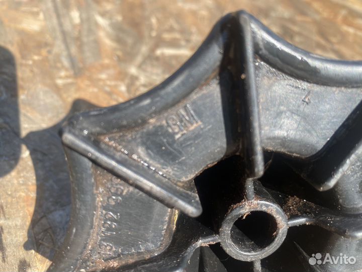 Крепление запасного колеса chevrolet cruze