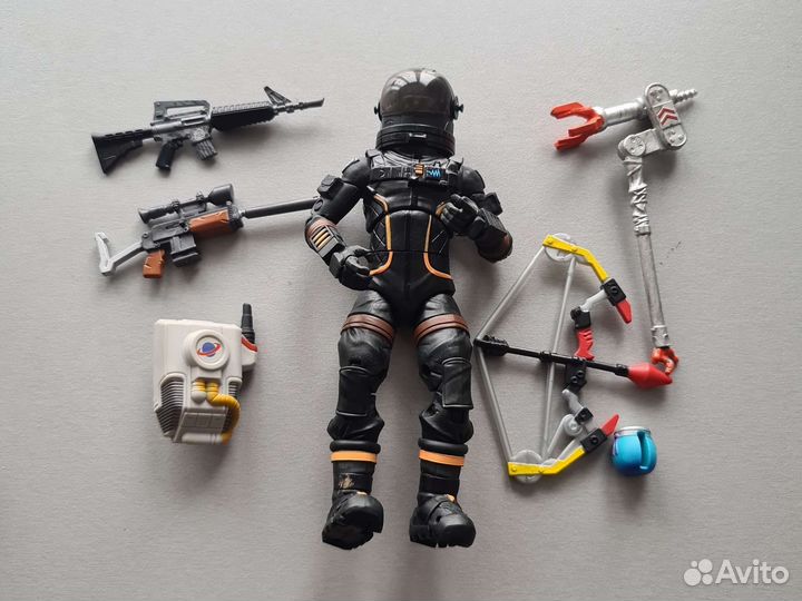 Фигурка Fortnite Legendary Dark Voyager FNT0660