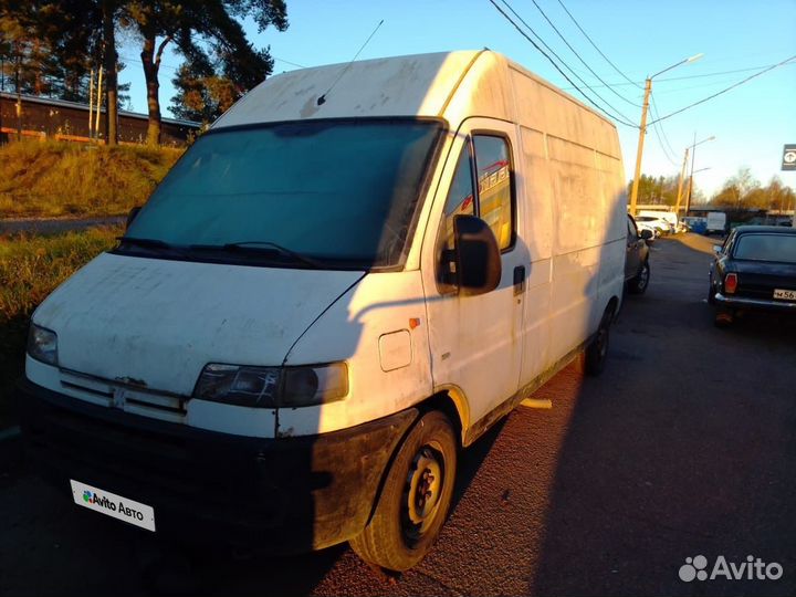 Peugeot Boxer микроавтобус, 2001