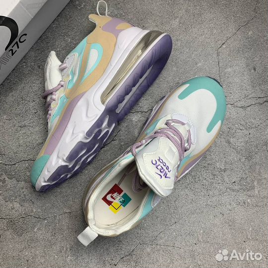 Nike Air Max 270 React Sail Coral Stardust