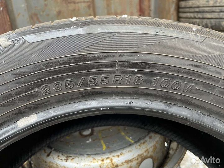 Yokohama BluEarth AE50 235/55 R18 100V