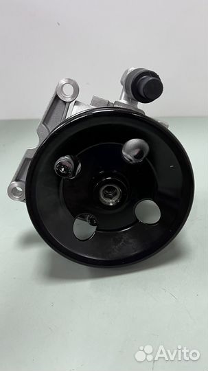 Насос гидроусилителя Mercedes Benz M112-113