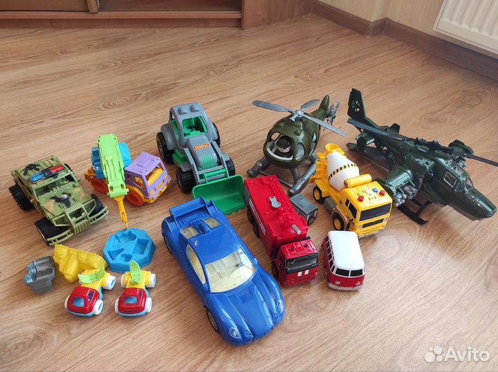 Игрушки для мальчика пакетом