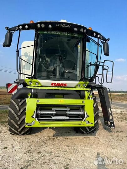 Комбайн Claas Lexion, 2023