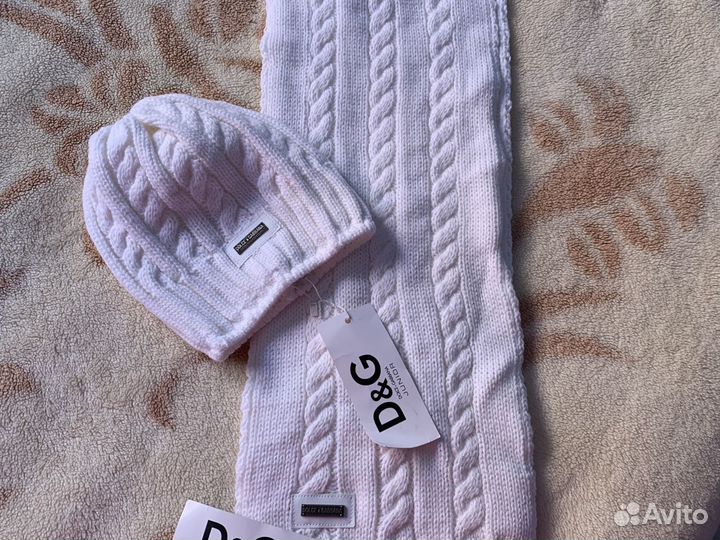 Комплект шапка и шарф женский новый