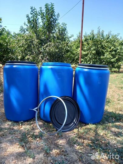 Бочка пластиковая пищевая 227 литров,новая