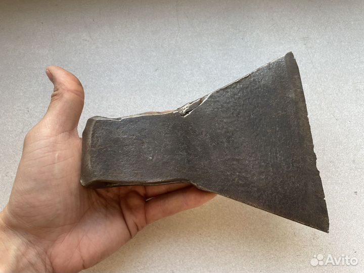 Топор ретро