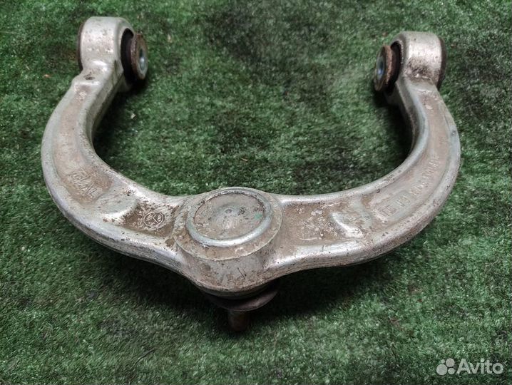 Рычаг передний левый верхний Mercedes Benz ML W16