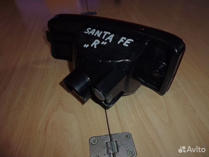 Фонарь задний правый в бампер Hyundai Santa Fe SM