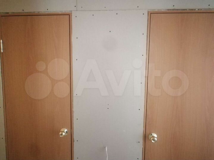 2-к. квартира, 61 м², 1/2 эт.