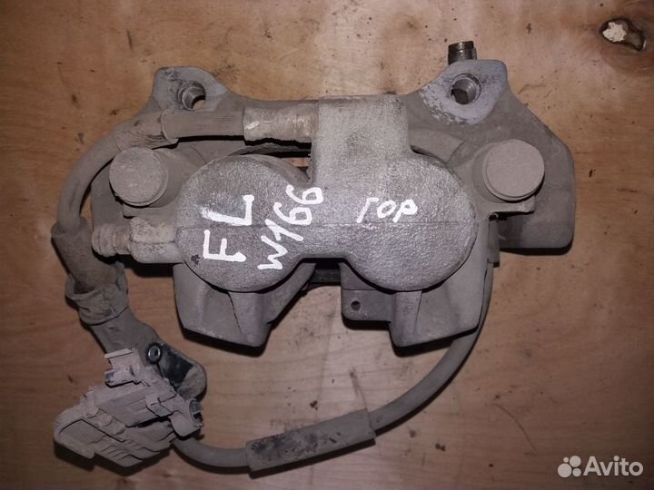 Суппорт передний левый Mercedes-Benz W166