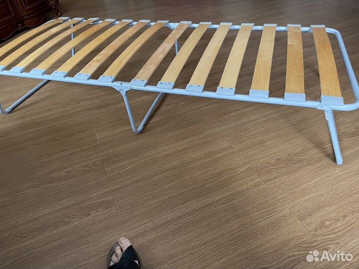 Раскладушка с матрасом