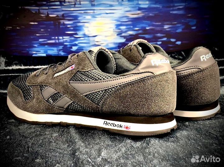 Кроссовки Reebok серые