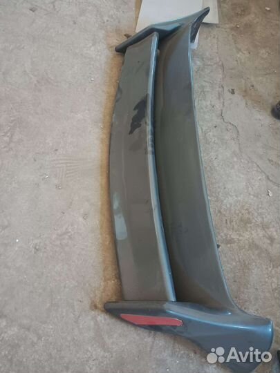 Продам спойлер caldina