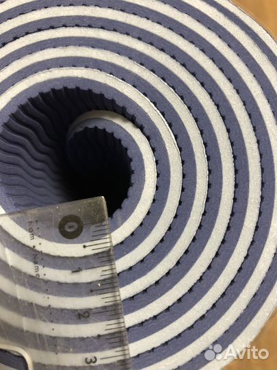 Коврик для йоги и фитнеса