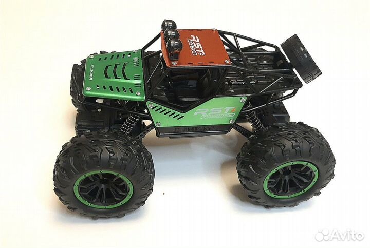 Машина на радиоуправлении внедорожник