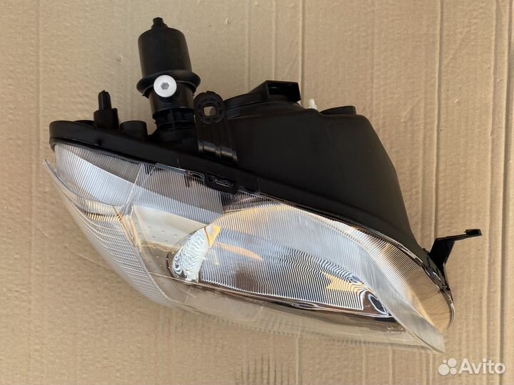 Фара правая Renault Logan 1 фаза 1