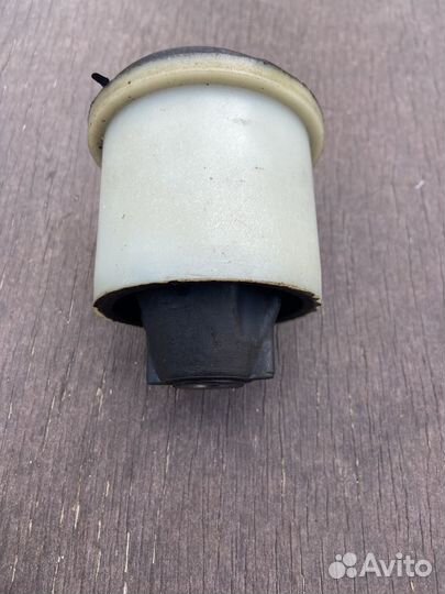 Сайлентблок задней балки duster,largus