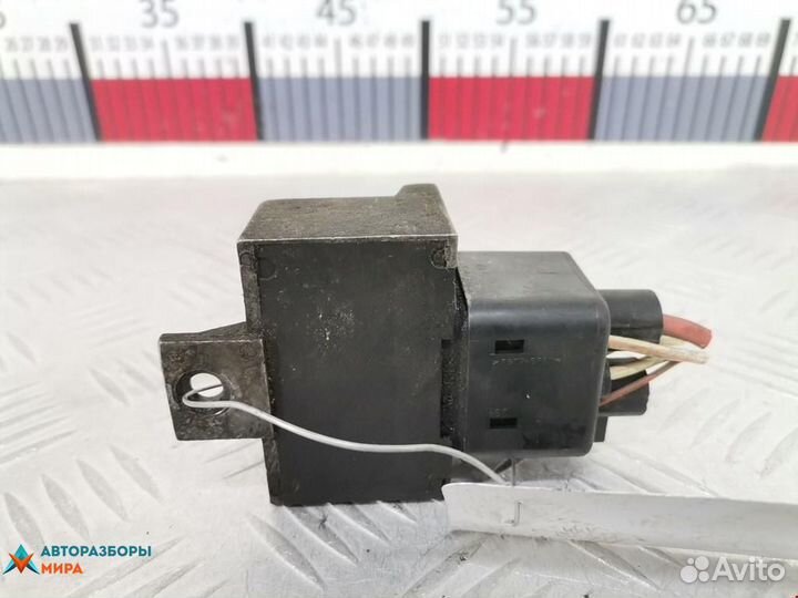 Реле накала свечей Renault Megane рест. 2003