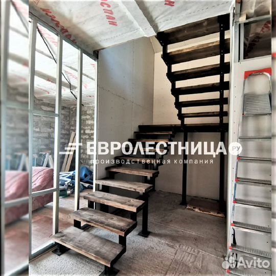 Лестница на второй этаж
