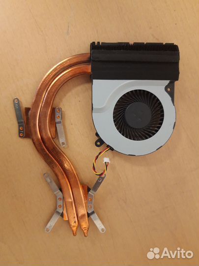 Ноутбук Toshiba Satellite L850-DFS по запчастям