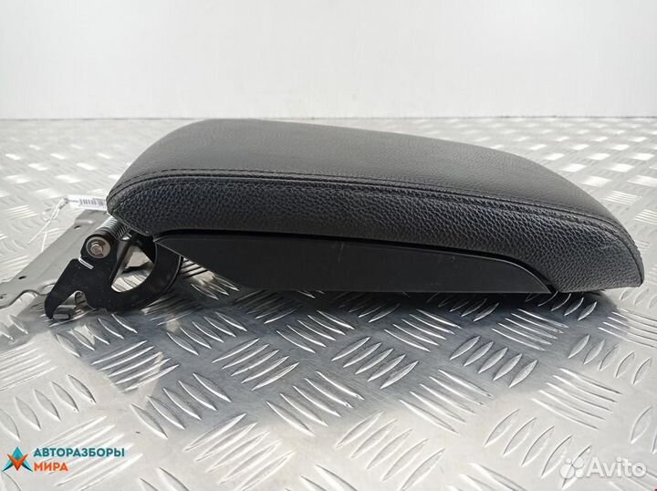 Подлокотник Subaru Legacy 5 2010 92114AJ020VH