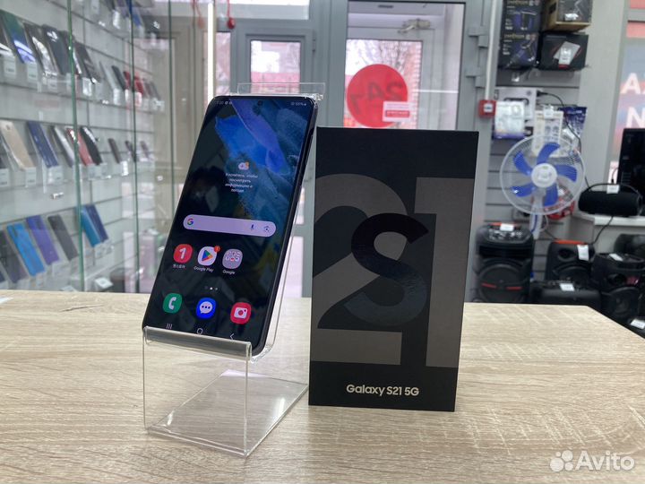 Samsung Galaxy S21 5G, 8/256 ГБ