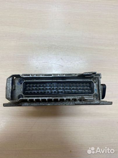 Блок управления двигателем Mercedes W124