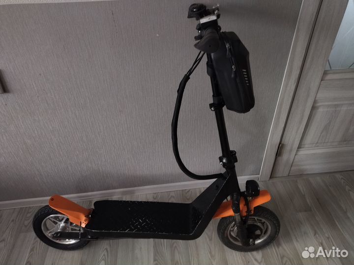 Электросамокат Прыгающий рим