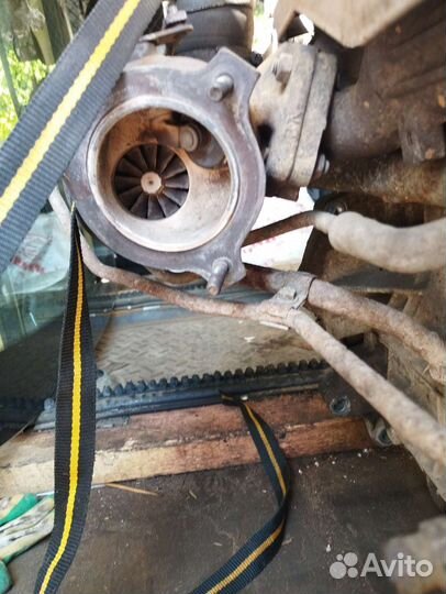 Двигатель 2.4(200) Вольво