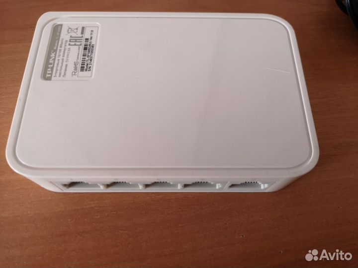 Коммутатор TP-Link TL-SF1005D