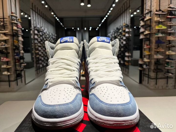 Кроссовки Nike Air Jordan 1 High OG Hyper Royal