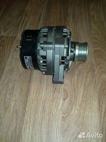 Генератор ваз 2110 2112 2114 2115 приора новый 90А