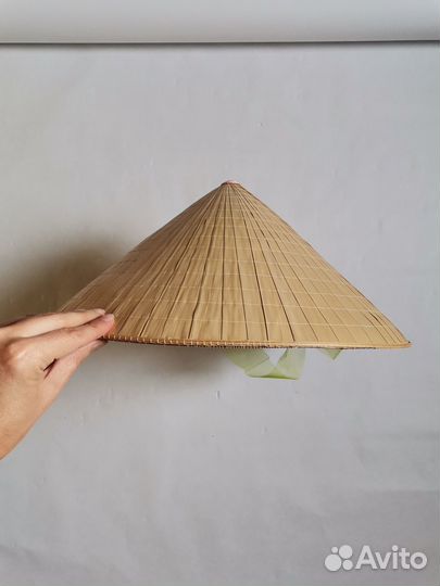 Настоящая вьетнамская шляпа из Вьетнама